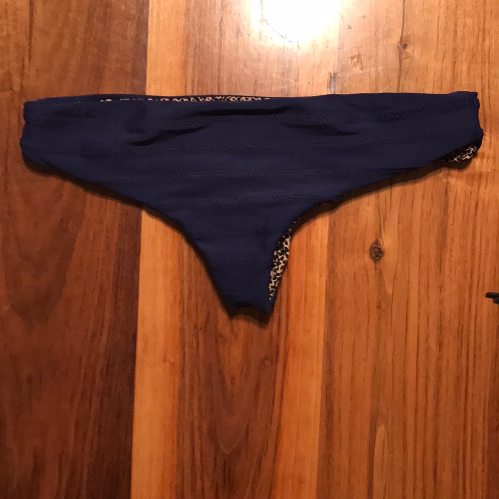Acacia hipster navy bottoms